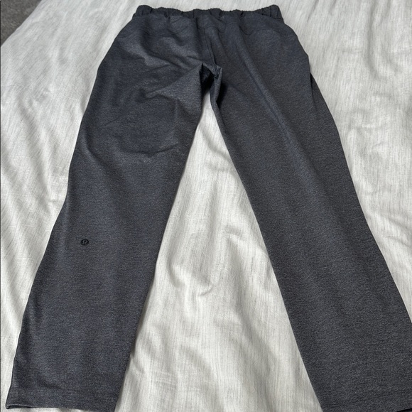 Lululemon On the Fly Pants - Picture 5 of 10